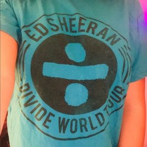 Ed Sheeran t-shirt🦋